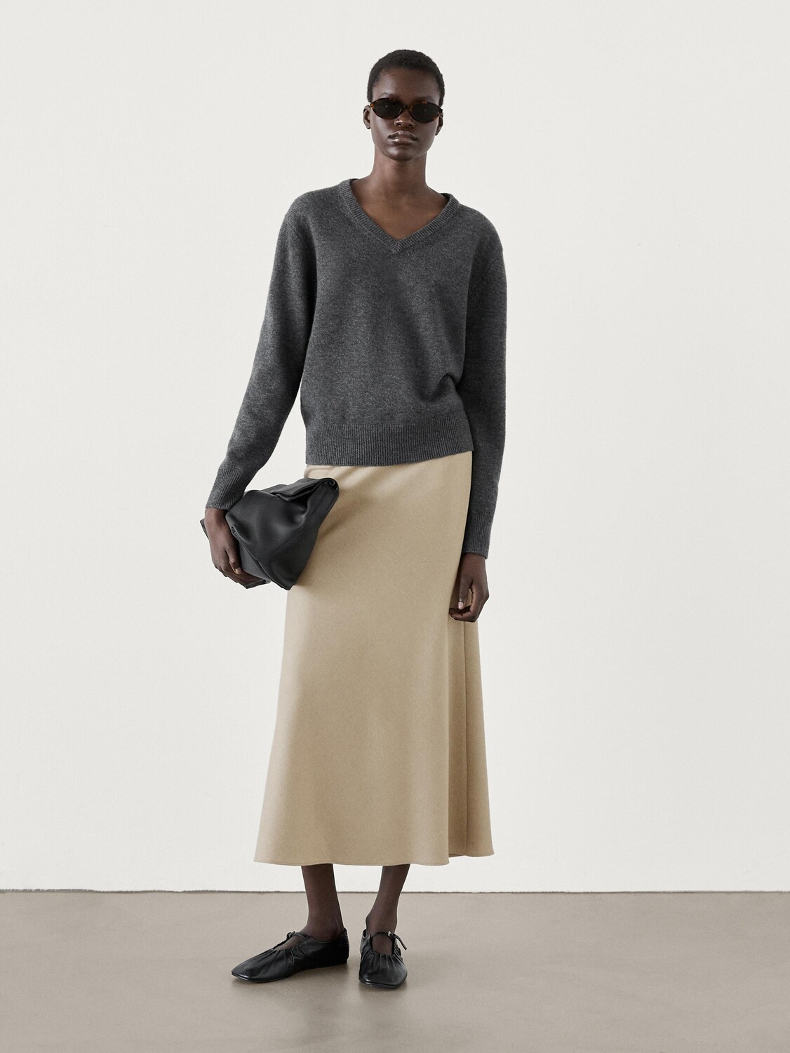 

Расклешенная юбка миди с декоративными швами Massimo Dutti, коричневый