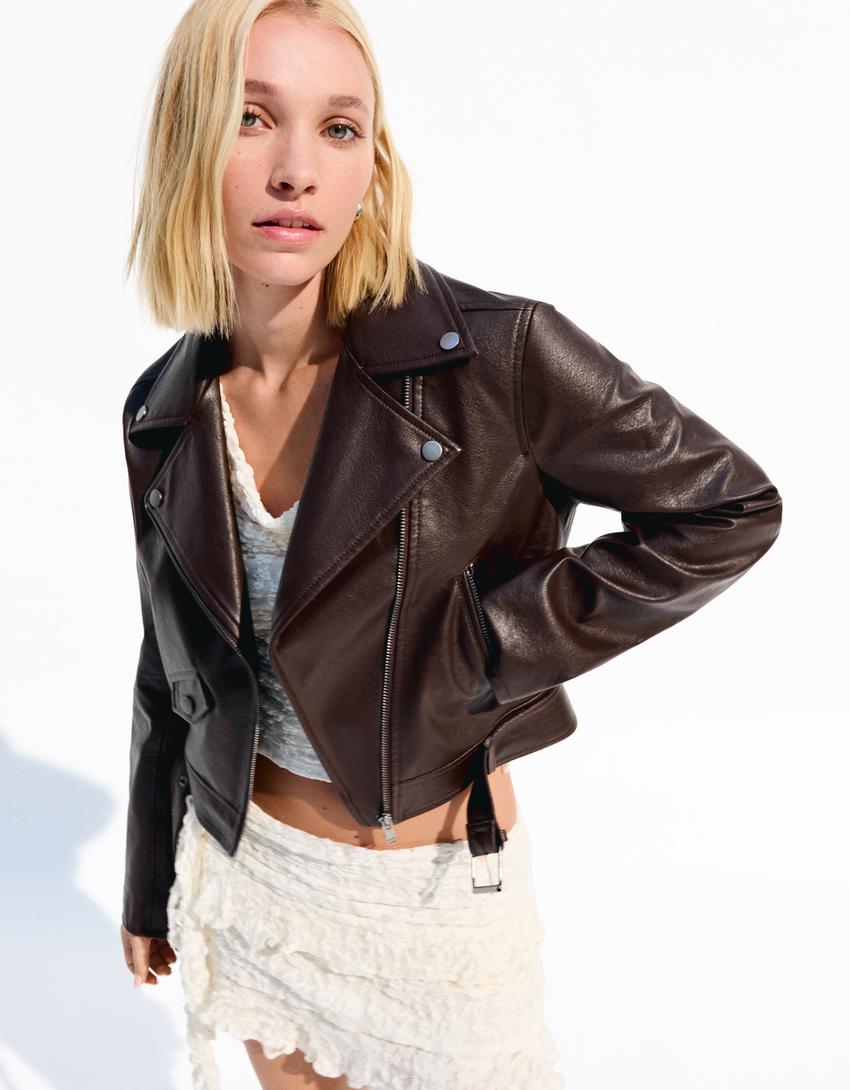 

Байкерская куртка с эффектом кожи Bershka, коричневый