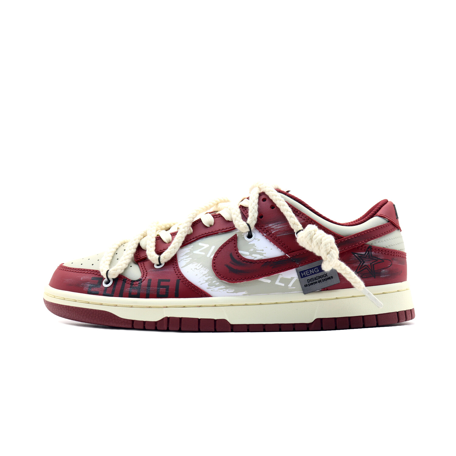 

Кроссовки Nike Dunk Skateboarding Shoes Women's Low-top Red/White, цвет Burgundy