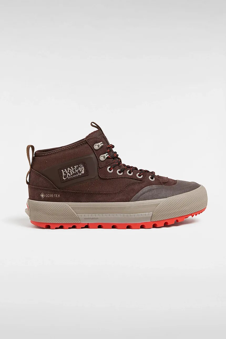 

Кроссовки MTE Half Cab Gore-Tex Vans, коричневый