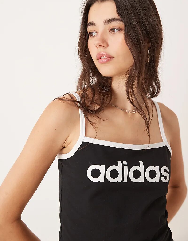 

Майка adidas Originals черного цвета