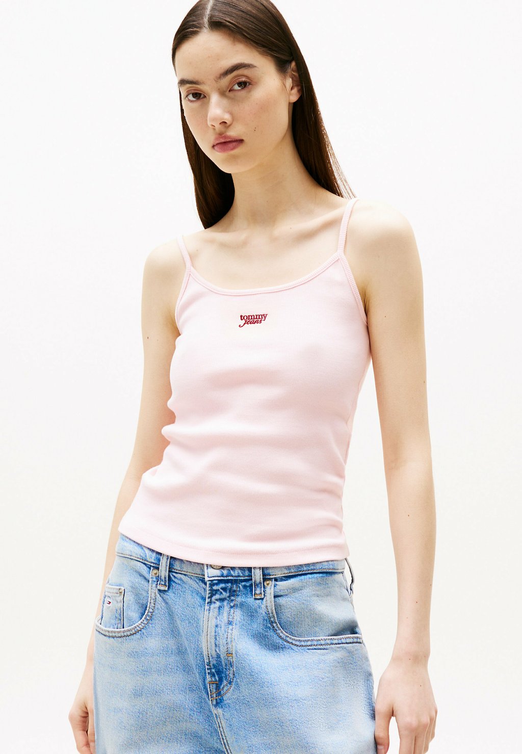 

Топ Tommy Jeans, светло-розовый