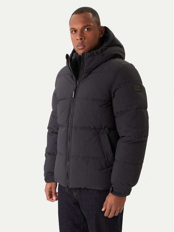 

Зимняя куртка regular fit Oakfield 1017069 Mustang, черный