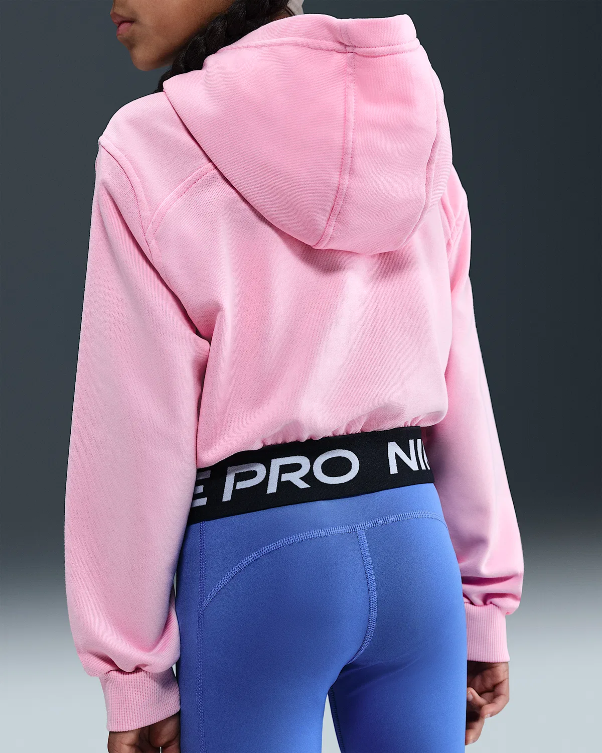 Детская (девичья) флисовая кофта Nike Pro Fleece Dri-FIT на молнии, Medium Soft Pink/Medium Soft Pink/Black/White — фото 2