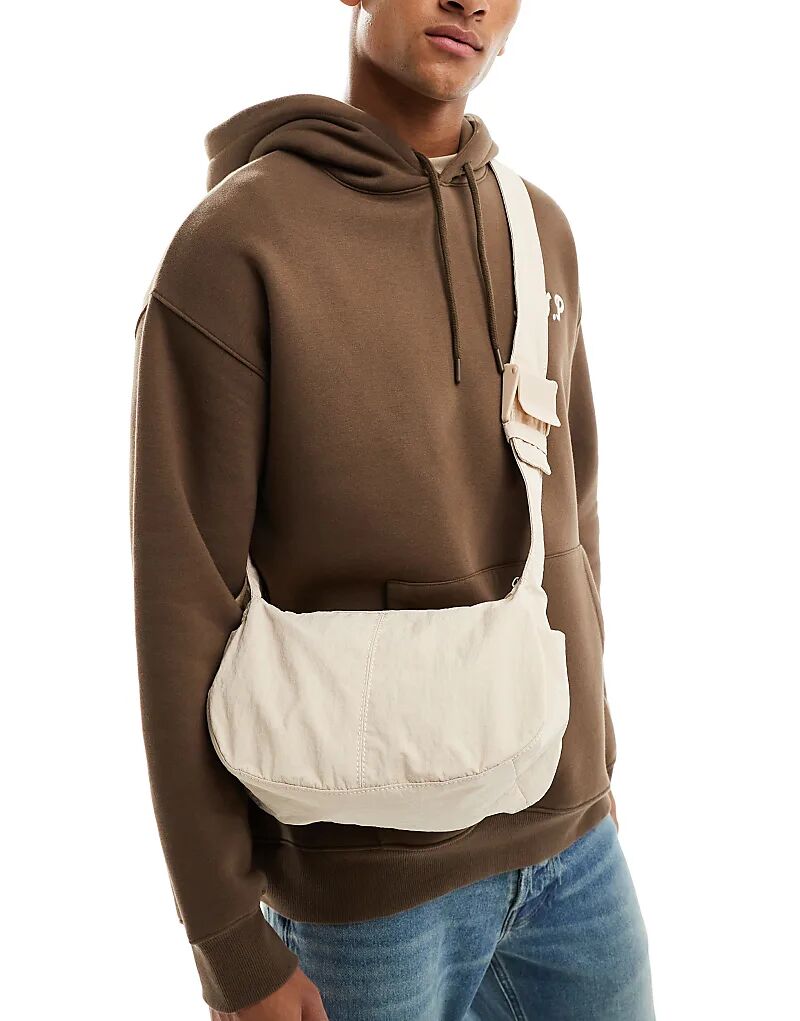 

Сумка-слинг через плечо ASOS DESIGN цвета экрю