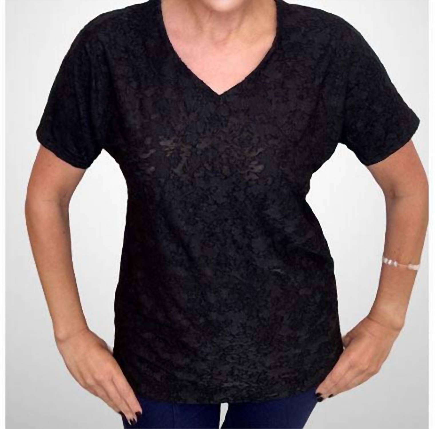 

Текстурированная футболка с V-образным вырезом, черная Ethyl, черный