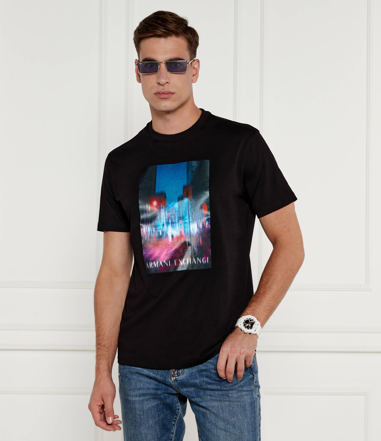 

Футболка Armani Exchange Regular Fit, черный