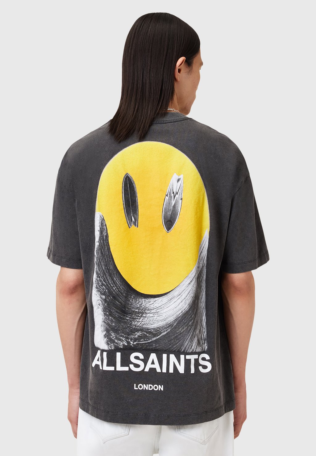 

Футболка с принтом AllSaints, черный