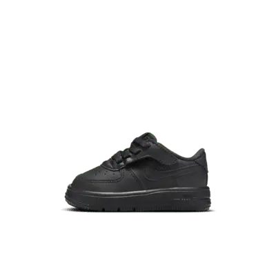 

Кроссовки Nike Force 1 Low EasyOn, черный