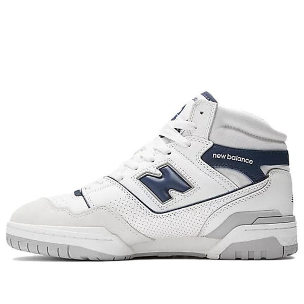 

Кроссовки 650р wj New Balance, белый