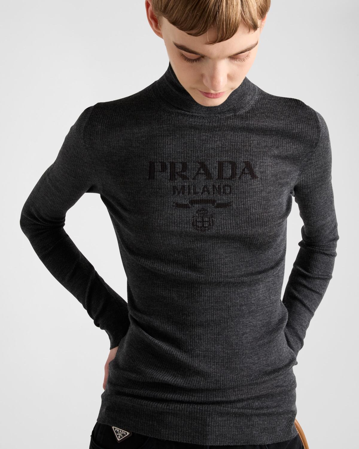 Водолазка из сверхтонкой шерсти Prada, антрацитовый серый — фото 3