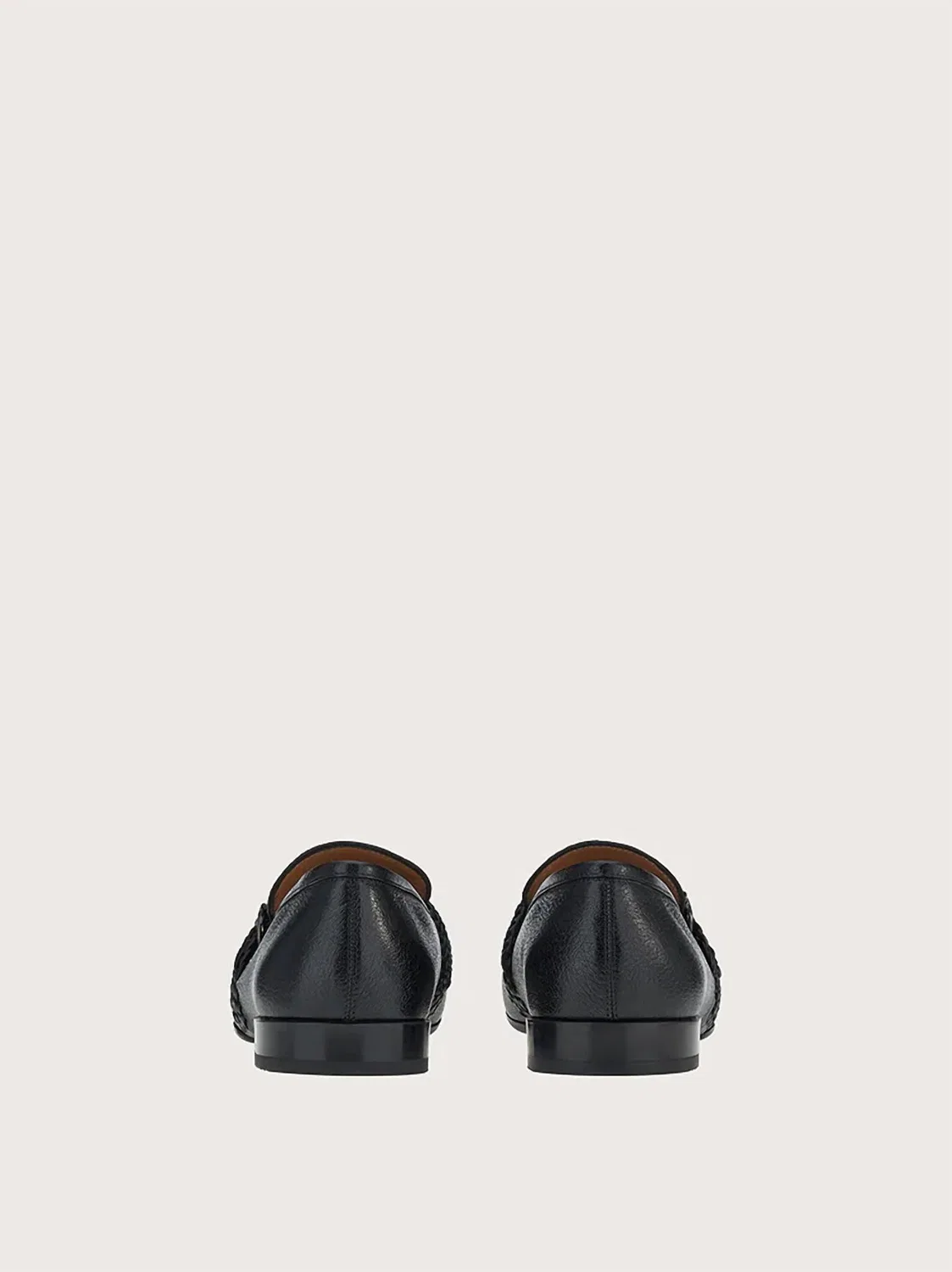 Salvatore Ferragamo Мужские лоферы Nam с орнаментом Gancini, черные — фото 3