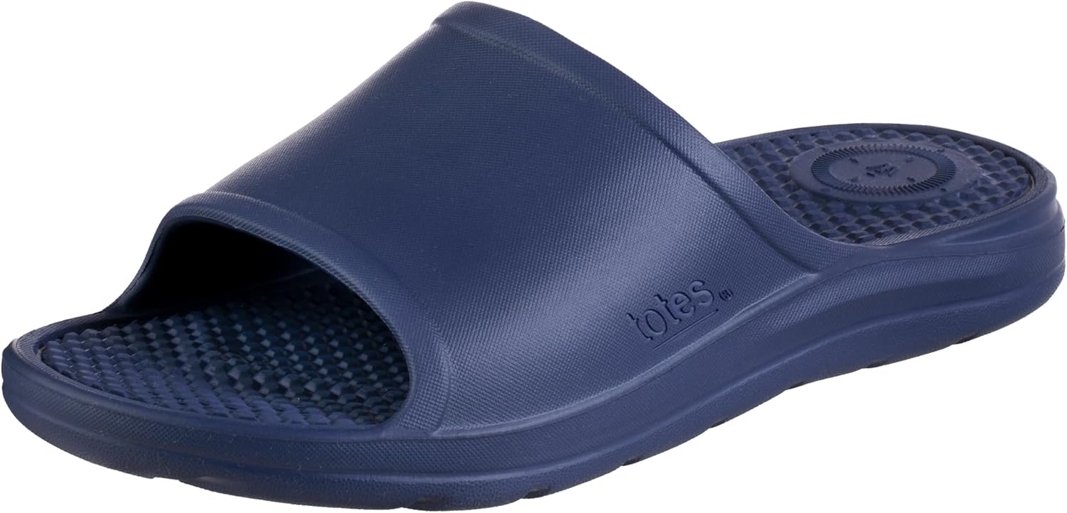 

Легкие водонепроницаемые спортивные сандалии с контурной подошвой totes mens Everywear, темно-синий