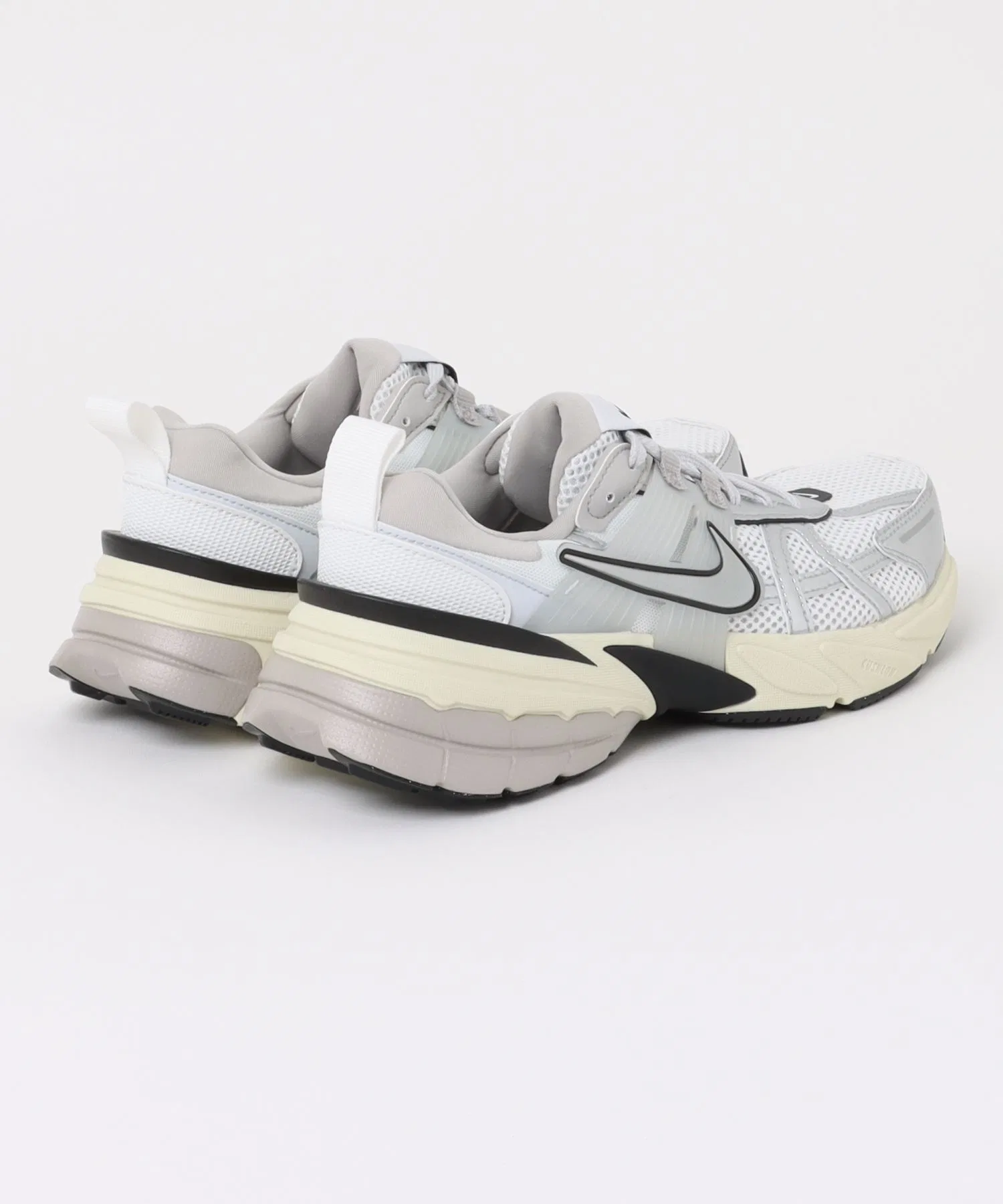Мужские кроссовки NIKE V2K белые — фото 2