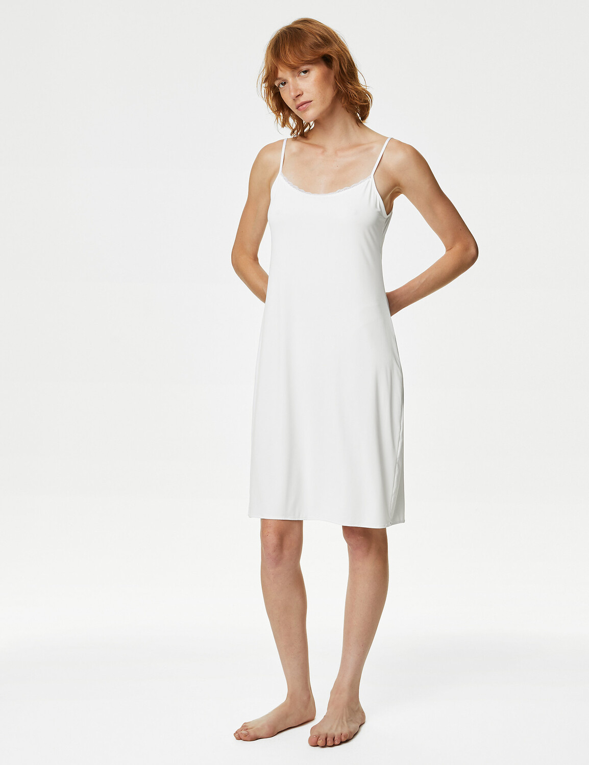 

Полнокомбинезон Cool Comfort 14–35 дюймов Marks & Spencer, белый