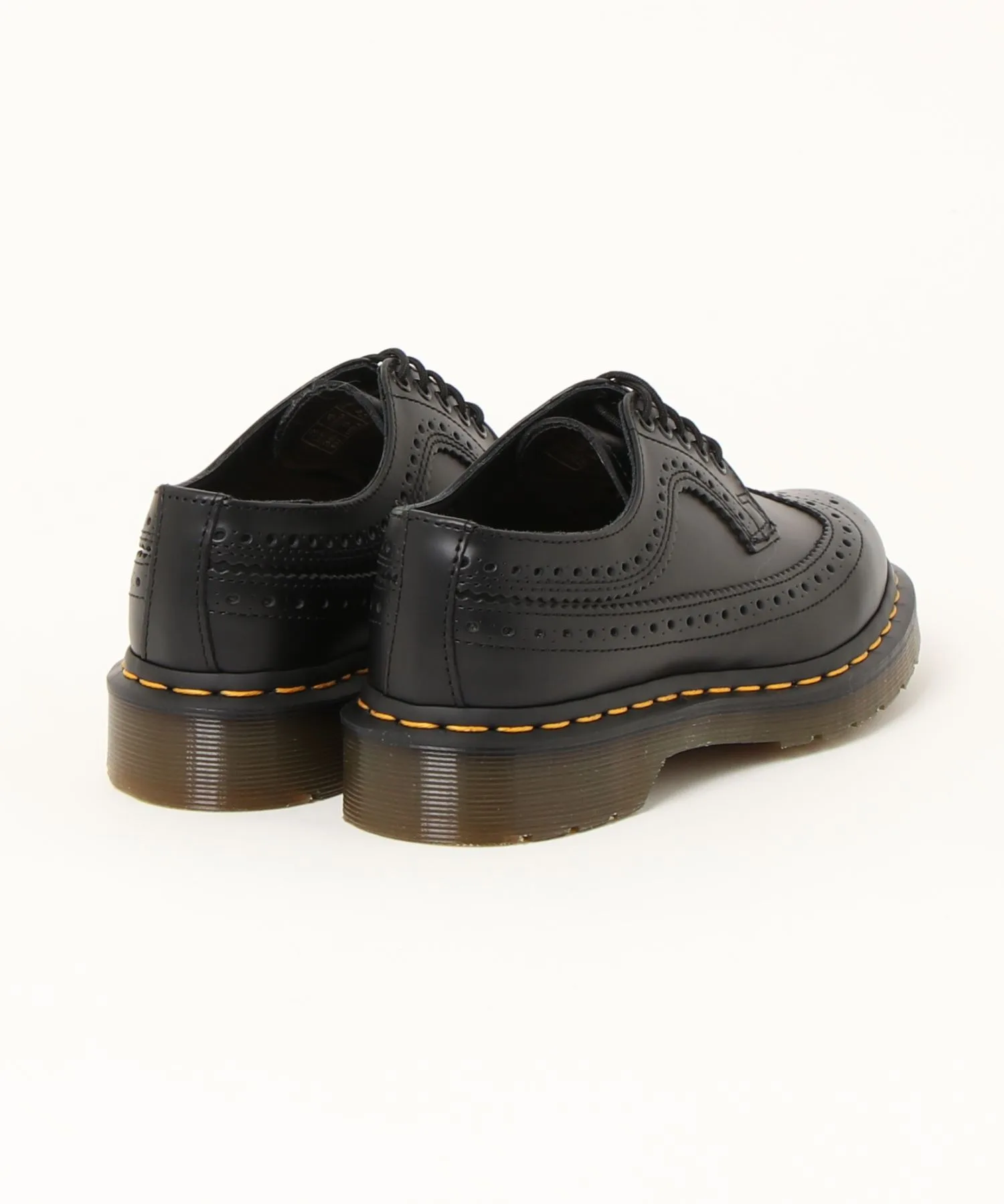Мужские классические туфли Dr. Martens 3989 BROGUE желтая строчка черные — фото 2