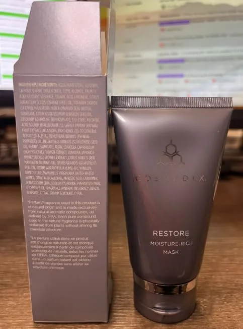 Маска для лица Cosmedix — Restore Moisture-Rich Face Mask - интенсивно питательная против темных пятен, акне и, 36.86 г — фото 3