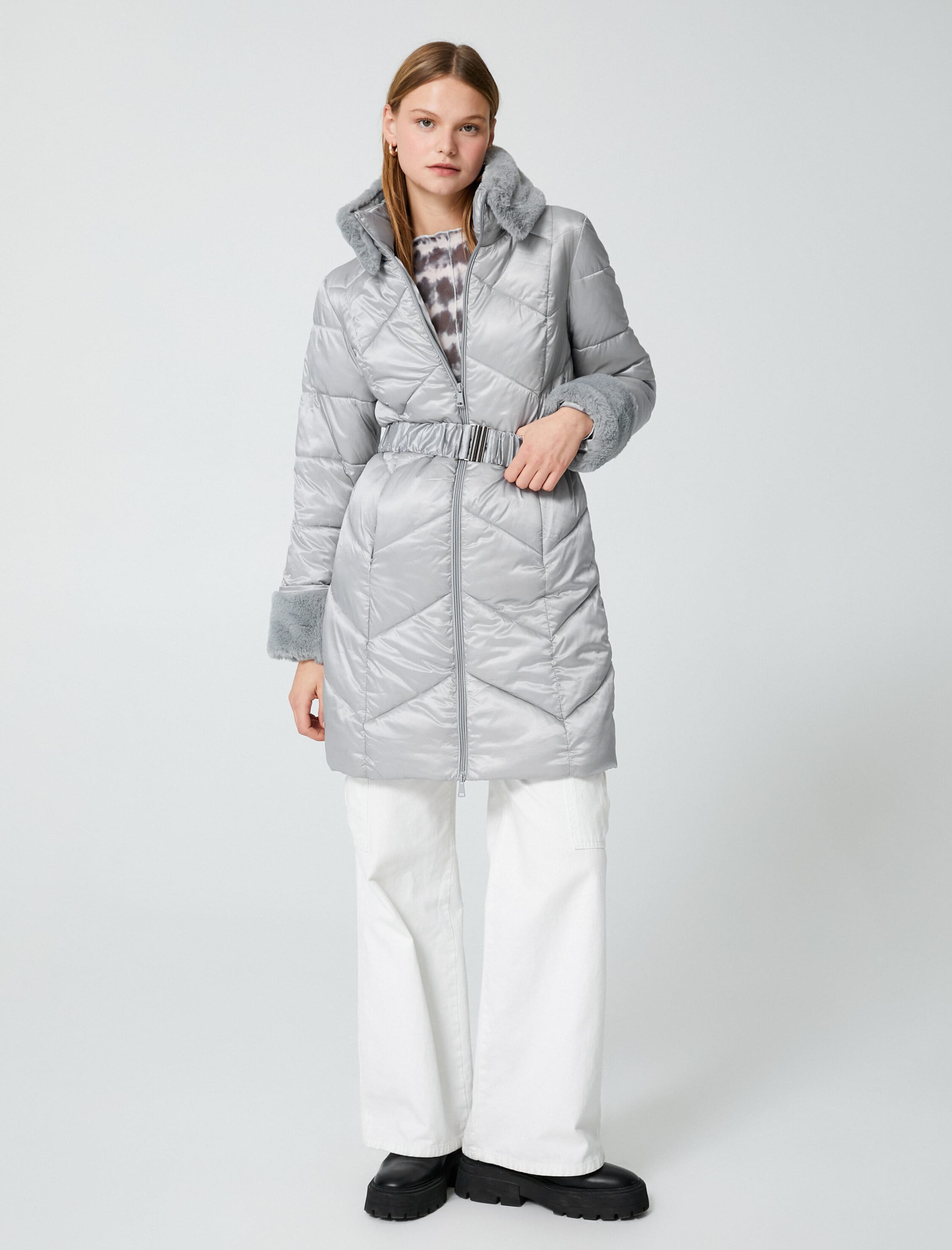 

Koton Куртка межсезонная 'Anorak' в цвете Silver