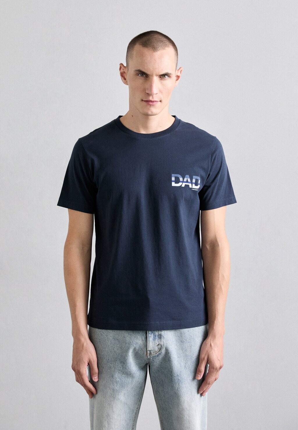 

Футболка с принтом Ron Dorff, темно-синий