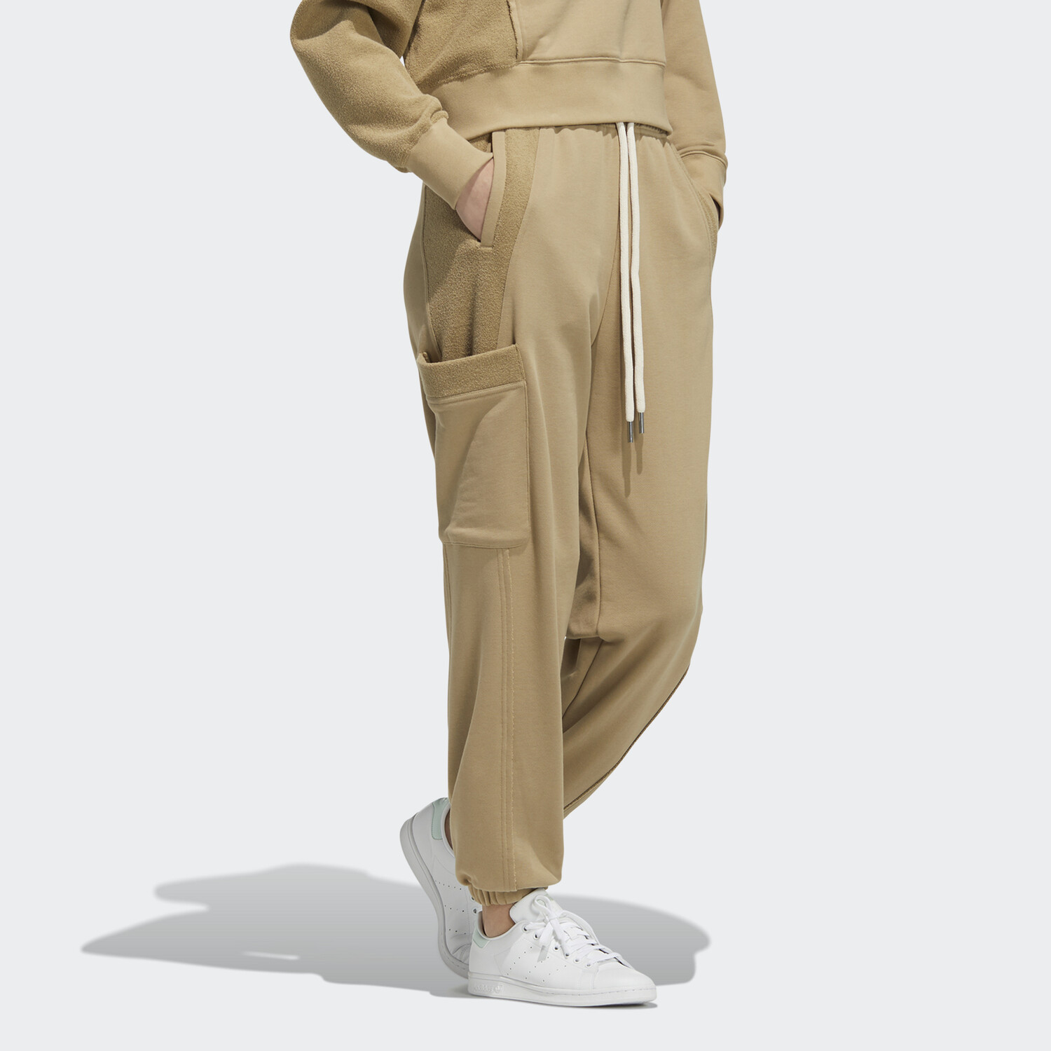 Трикотажные спортивные штаны женские цвета хаки Adidas Originals — фото 4
