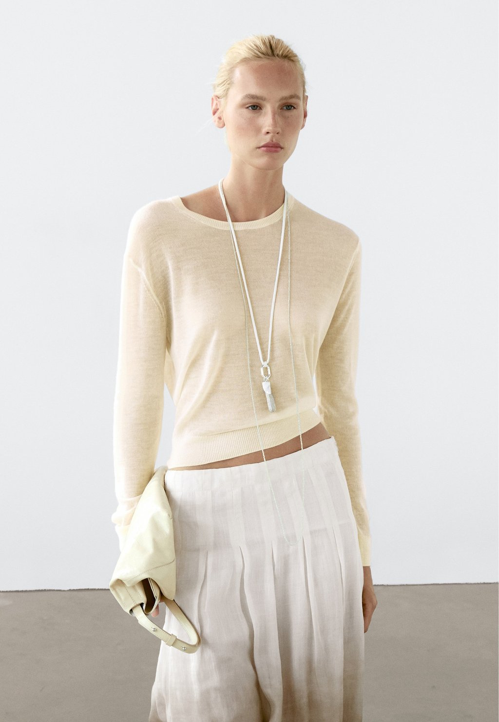 

Джемпер Massimo Dutti, кремовый