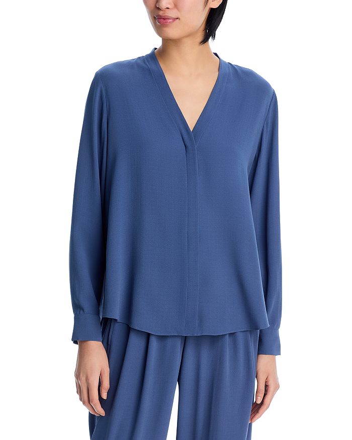 

Шелковая рубашка с V-образным вырезом Eileen Fisher, серый