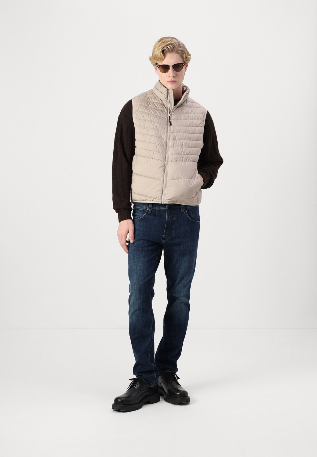 

Жилет JJESTATE PACKABLE COLLAR Jack & Jones, бежевый