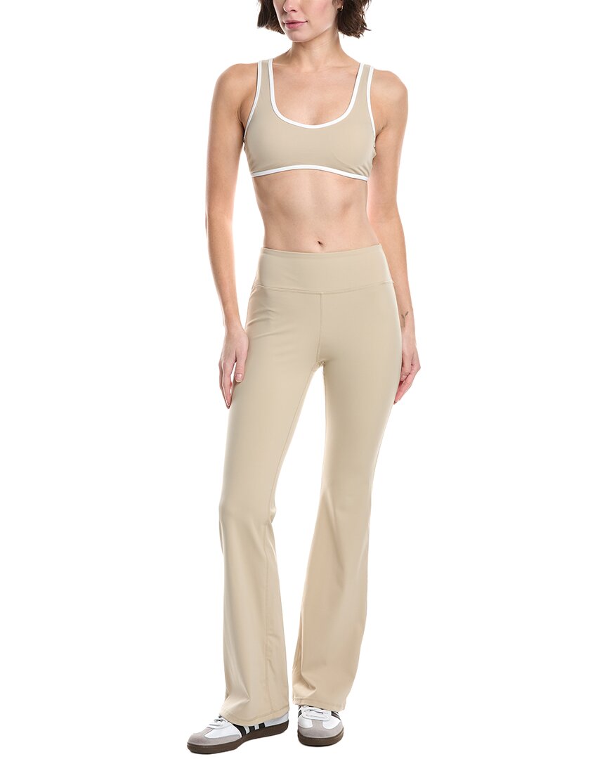 

Комплект из двух предметов: бюстгальтер и леггинсы Phat Buddha, светло-коричневый