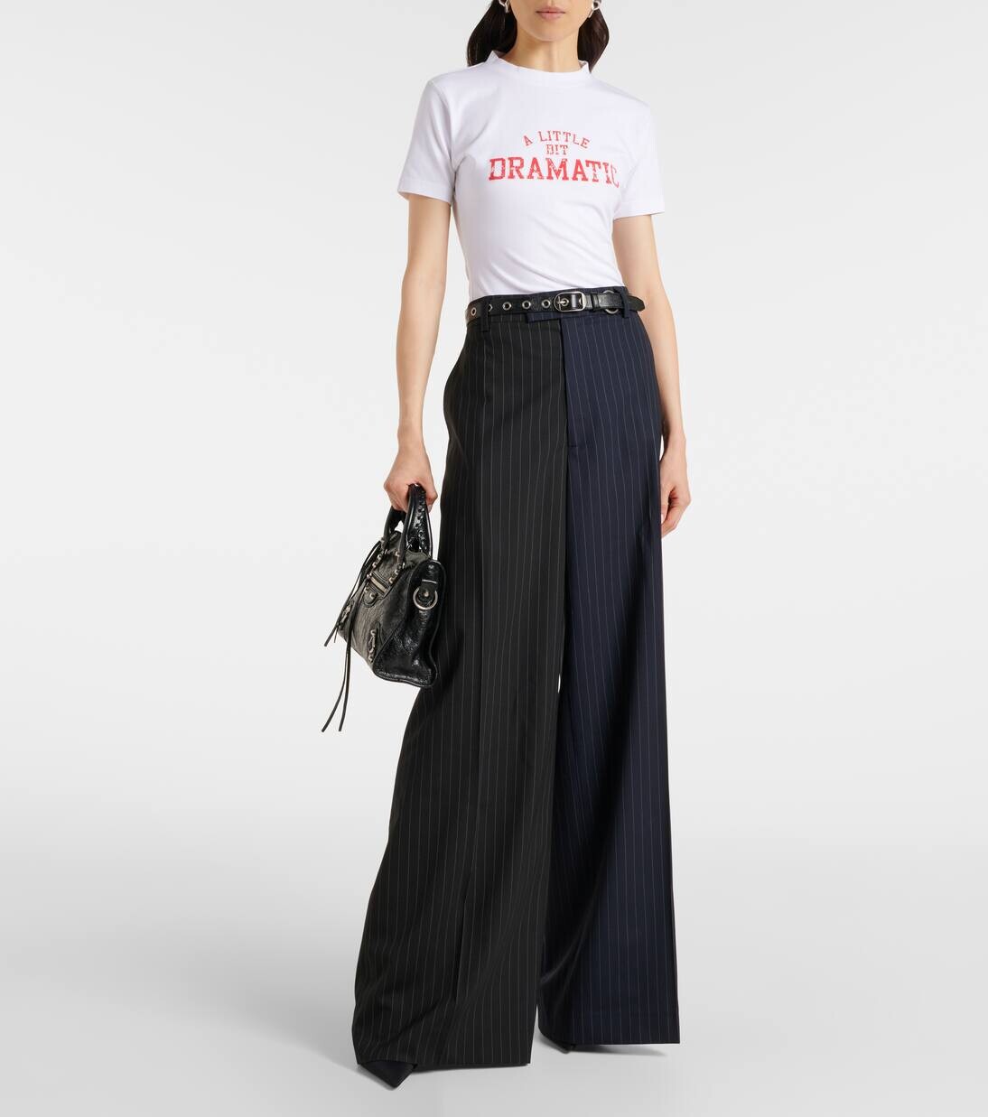 Широкие брюки из шерсти в тонкую полоску Vetements, цвет black/navy pinstripe — фото 2