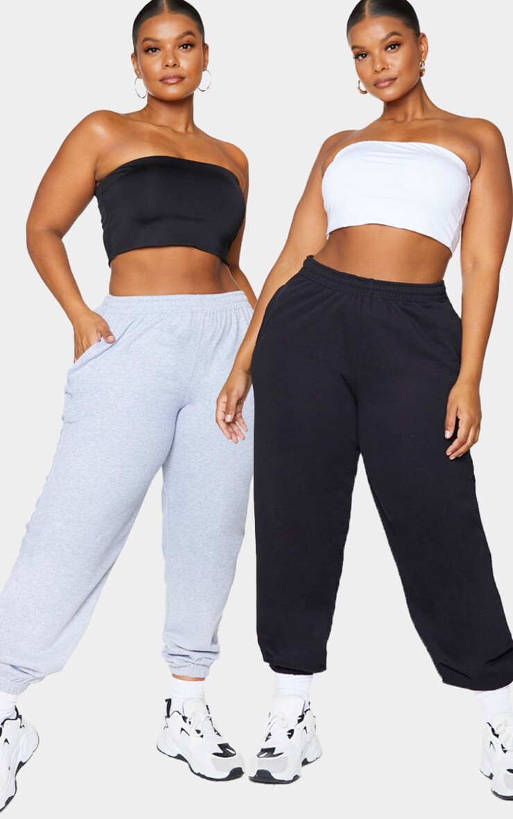 

PrettyLittleThing Плюс комплект из 2 черно-белых обтягивающих укороченных топов-бандо