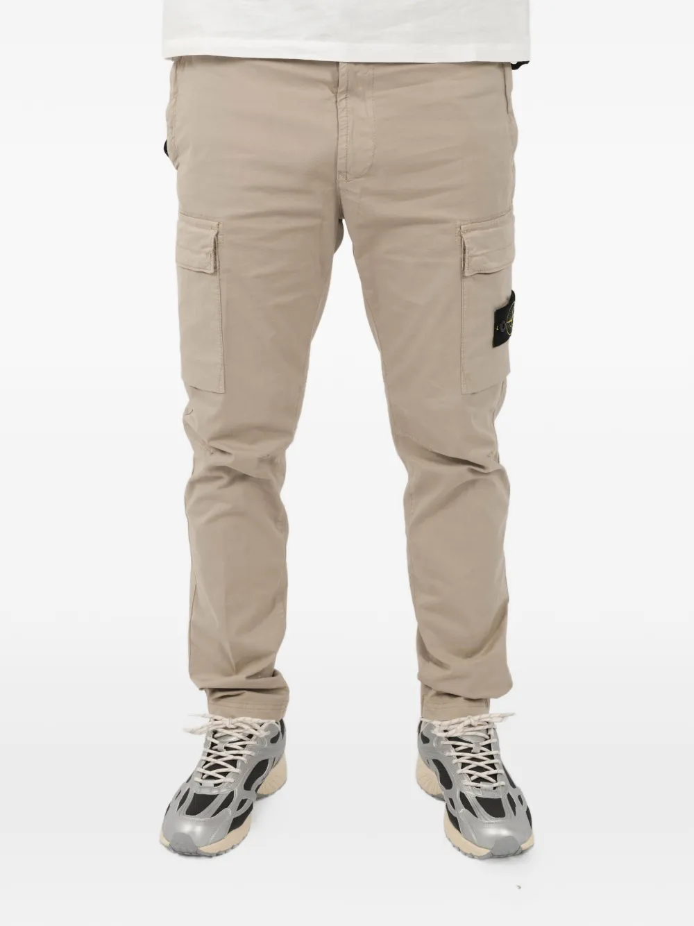 

Брюки карго с нашивкой Stone Island, бежевый