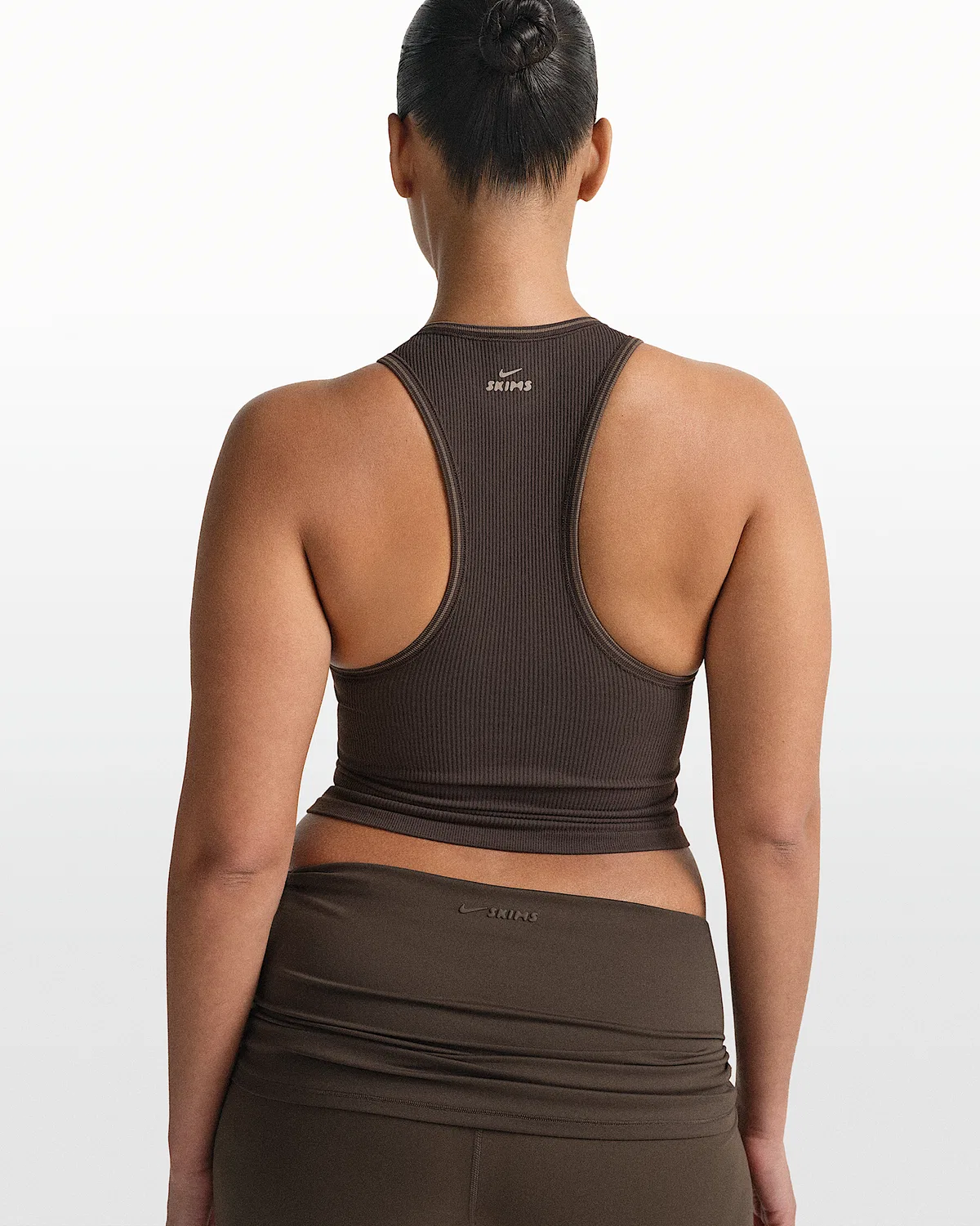 Женский топ-борцовка NikeSKIMS Ribbed Seamless, NSKM Phoenix/NSKM Truffle — фото 2