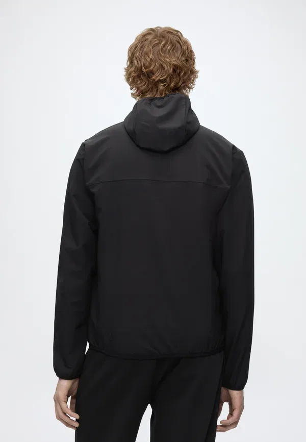 Куртка Commuterpro light jacket Boss, черный — фото 3