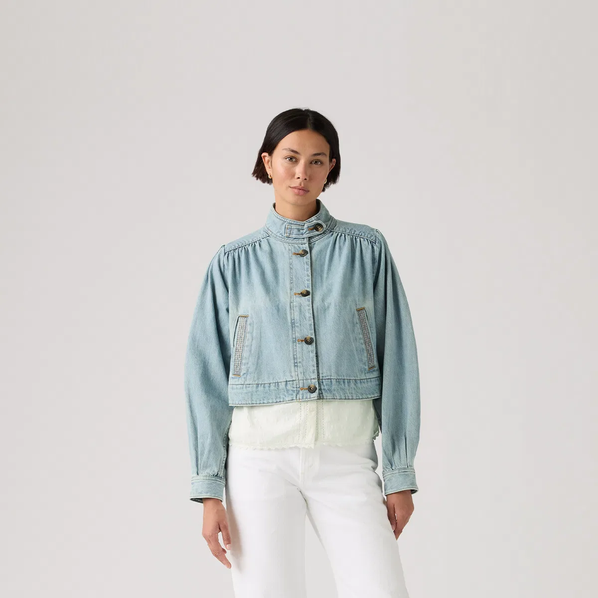 Джинсовая куртка женская light blue, со стоячим воротником, средней посадки Levis — фото 4