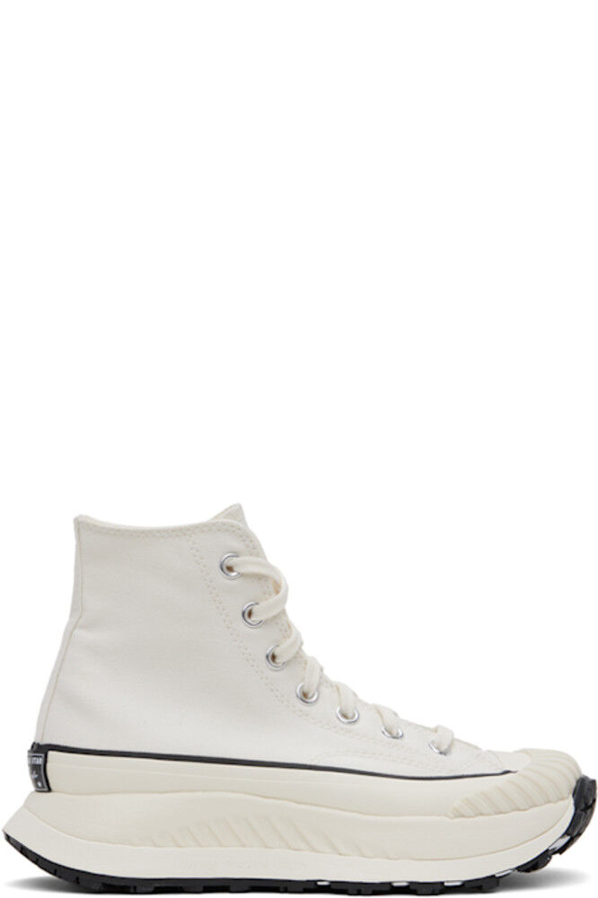 

Белые кроссовки Chuck 70 AT-CX Converse
