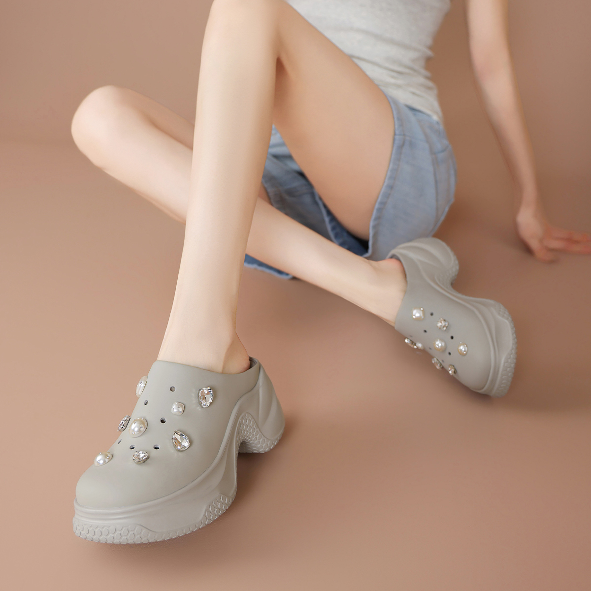 BOERDIQI Женские сабо серые с овечьей стелькой, цвет Gray (Sheepskin Insole) — фото 3