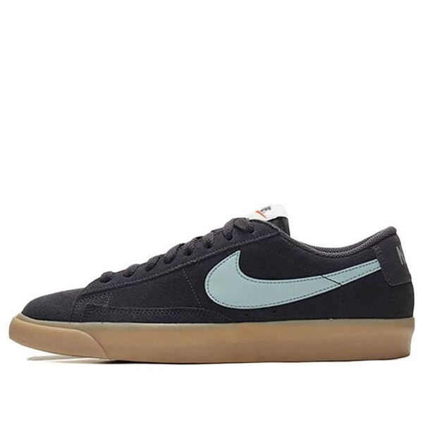

Кроссовки blazer low suede 'gridiron' Nike, мультиколор