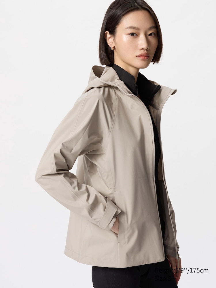 

Куртка blocktech Uniqlo, 31 бежевый
