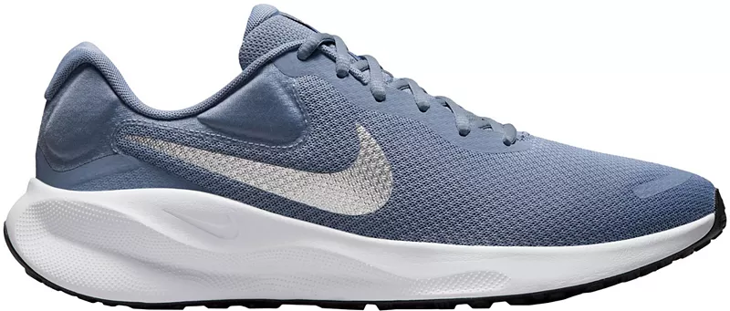 

Мужские кроссовки Nike Revolution 7, цвет Metallic Silver/White