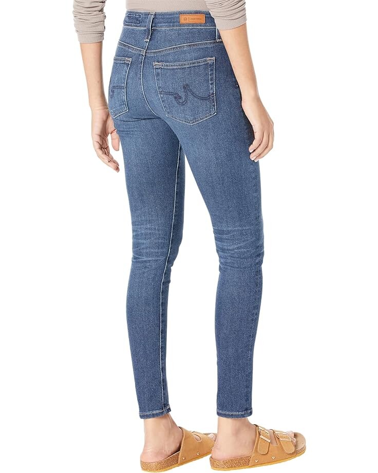 

Джинсы AG Jeans Farrah Ankle in 5 Years Oxnard, цвет 5 Years Oxnard