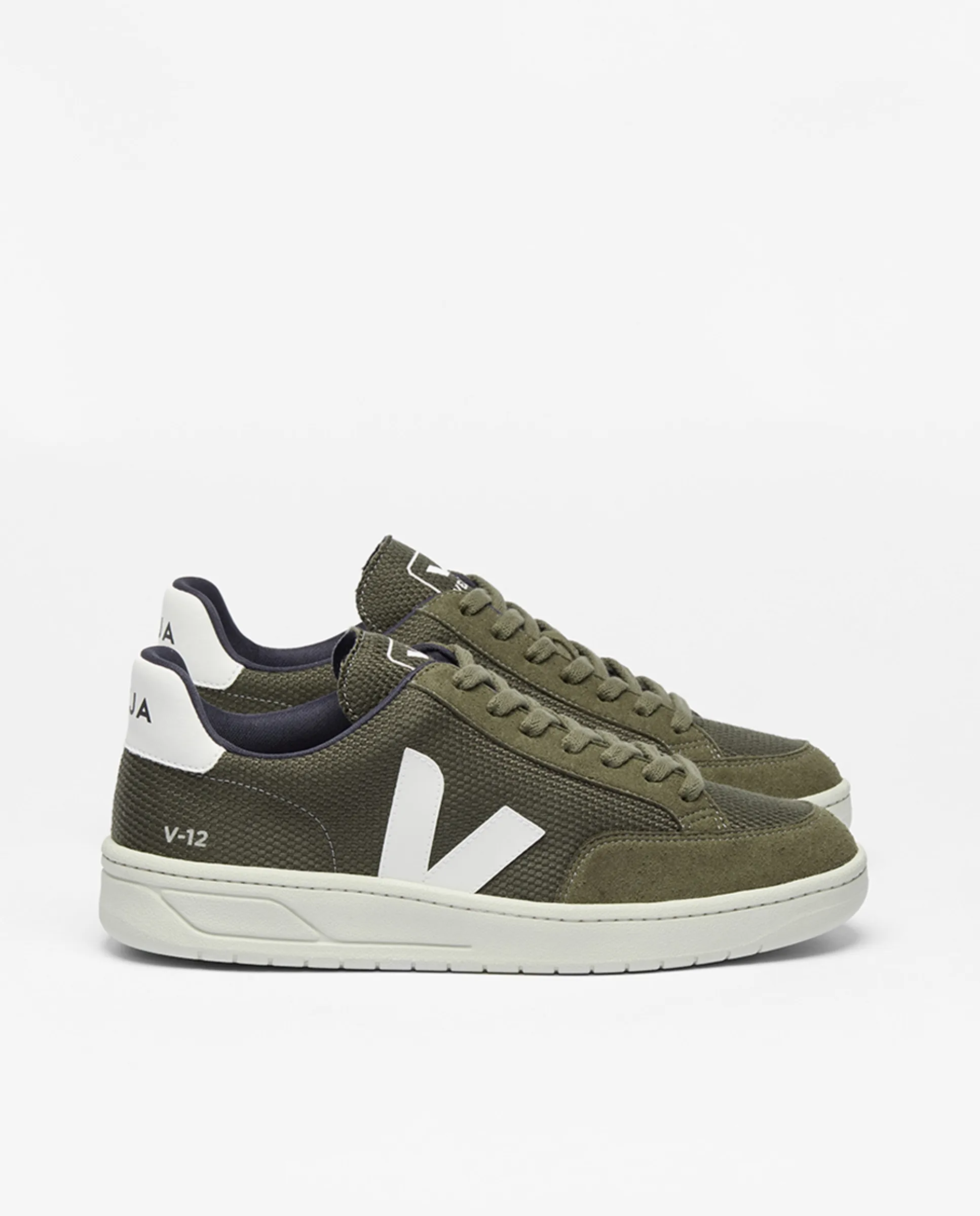 

Спортивные кроссовки V12 из кожи Veja, белый