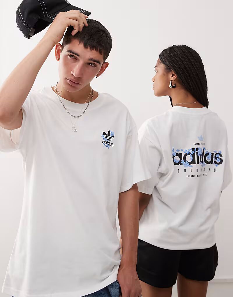 

Футболка Adidas Originals с цветочным принтом белого цвета