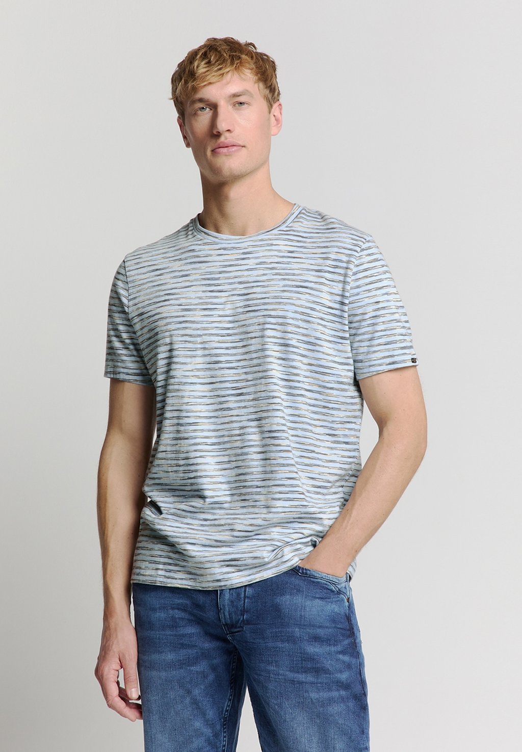 

Футболка с принтом STRIPED CREWNECK NO EXCESS, синий