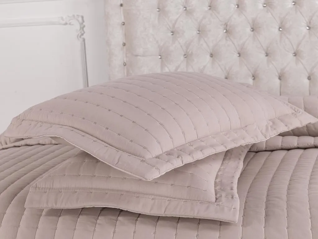 

Покрывало L'Essentiel Linge de Maison