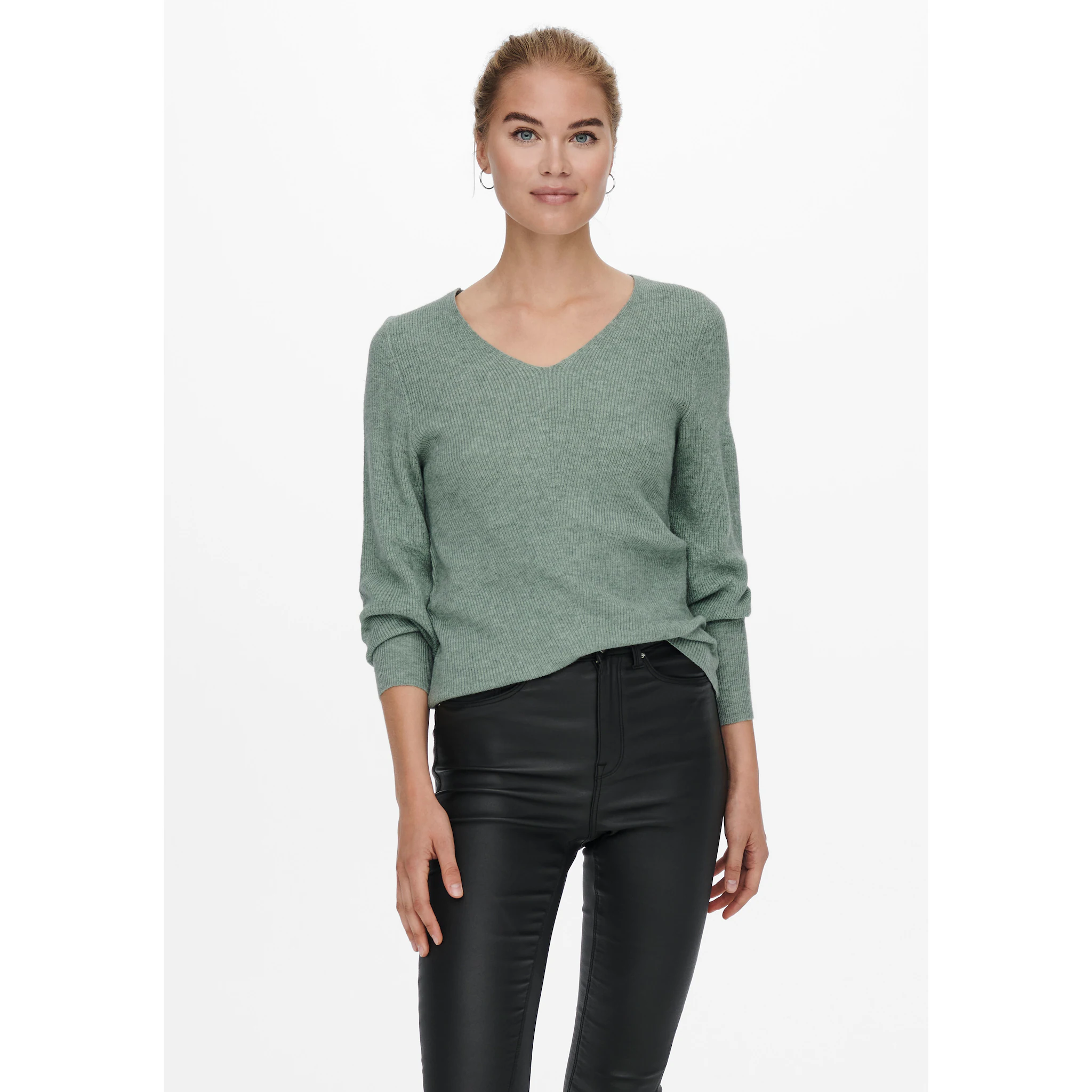 

Only свитер с V-образным вырезом "ONLATIA L/S V-NECK CUFF KNT", зеленый