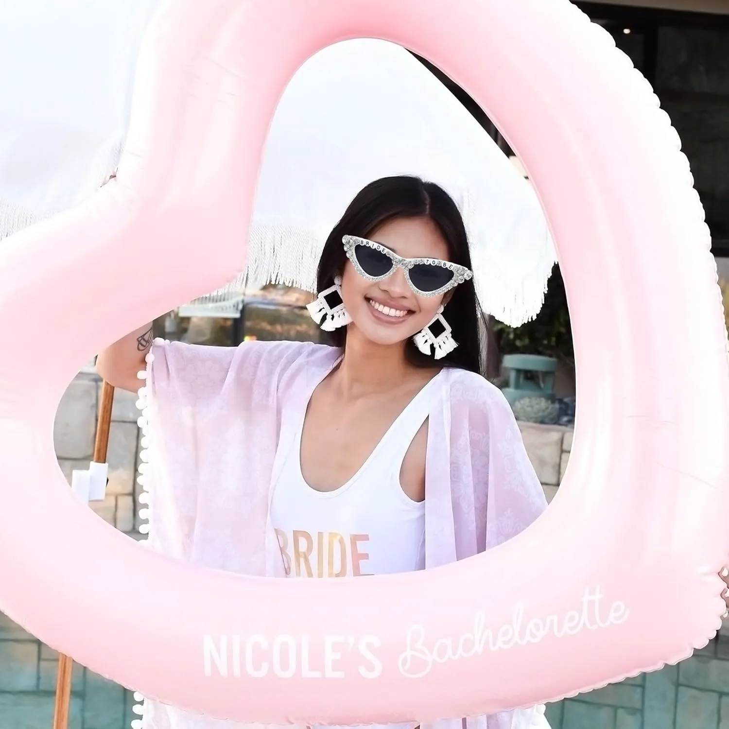 

Солнцезащитные очки для невесты на девичник, белые очки в форме сердца, подарок для невесты, аксессуары для девичника, сувениры для вечеринки Suwaoo, White