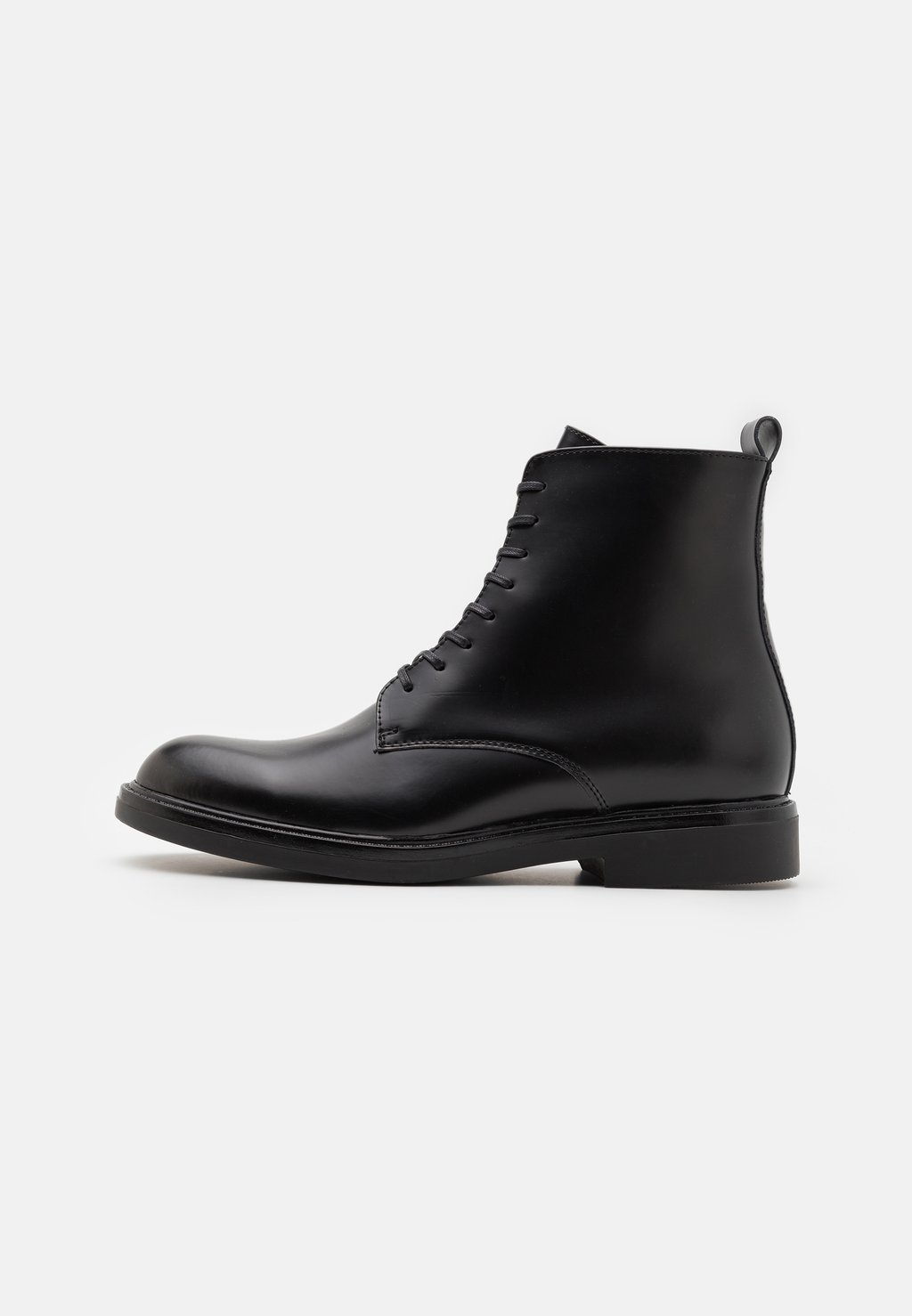 

Ботильоны на шнуровке LEATHER Zign, черный