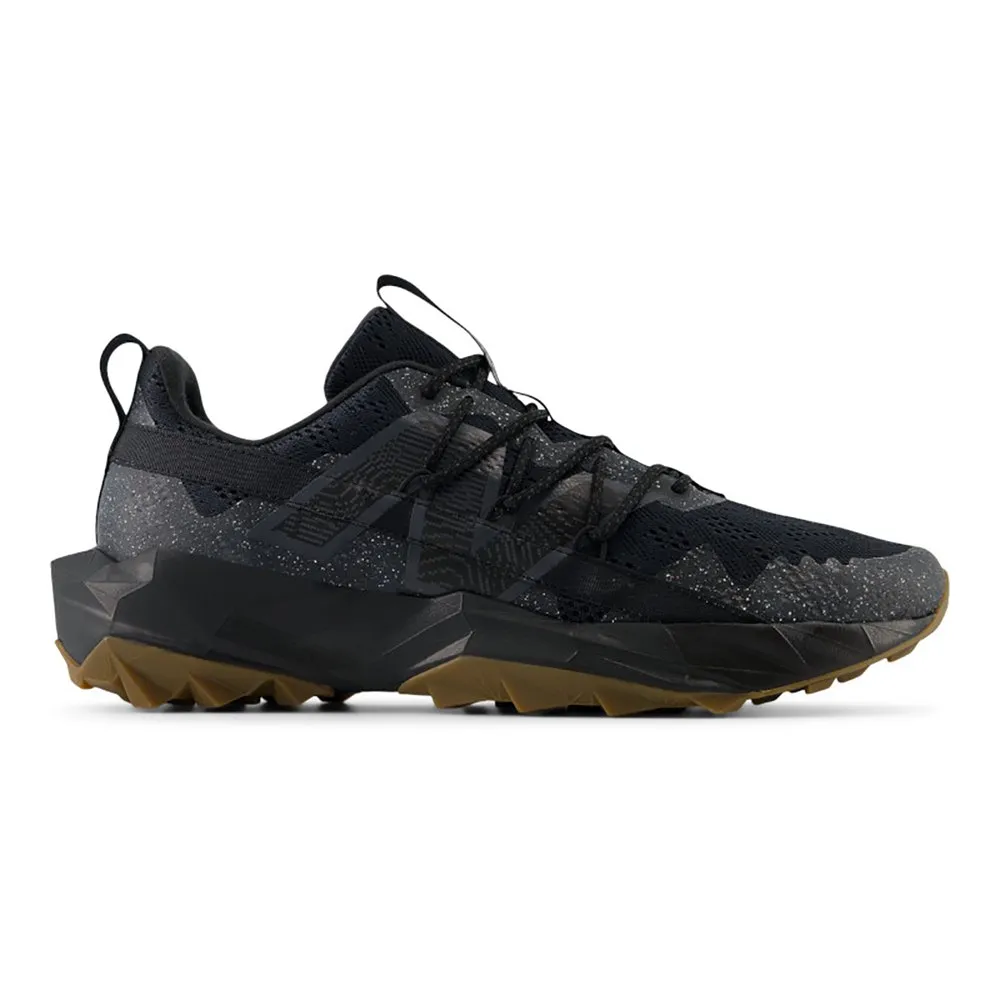 

Походные беговые кроссовки New Balance Tektrel, черный