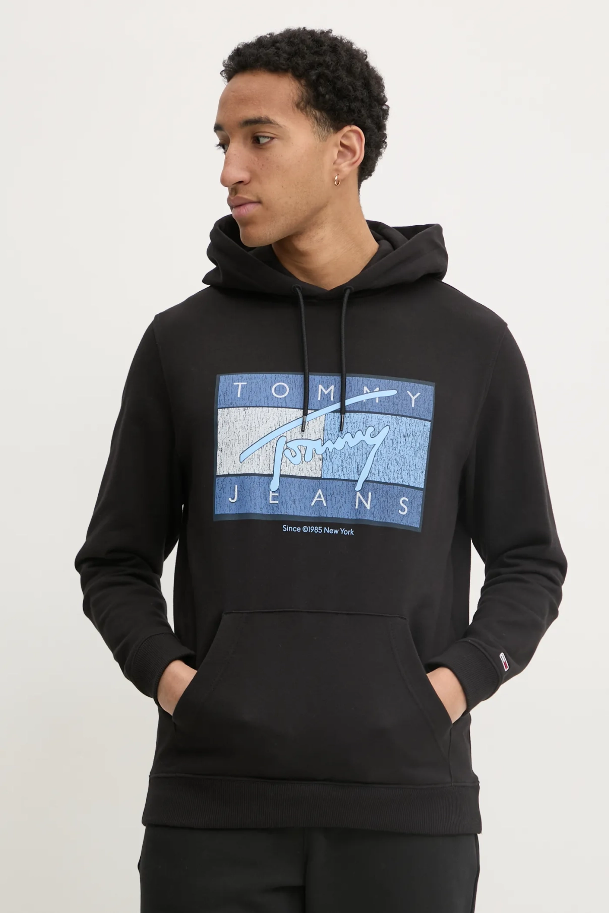 

Хлопковая толстовка Tommy Jeans, черный