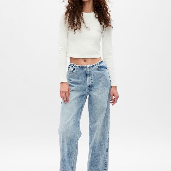 

Укороченная футболка с длинными рукавами Gap, белый